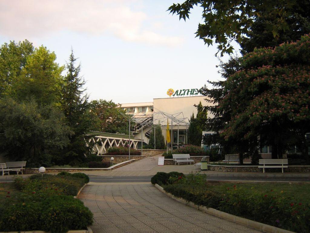 Althea Hotel Albena Extérieur photo